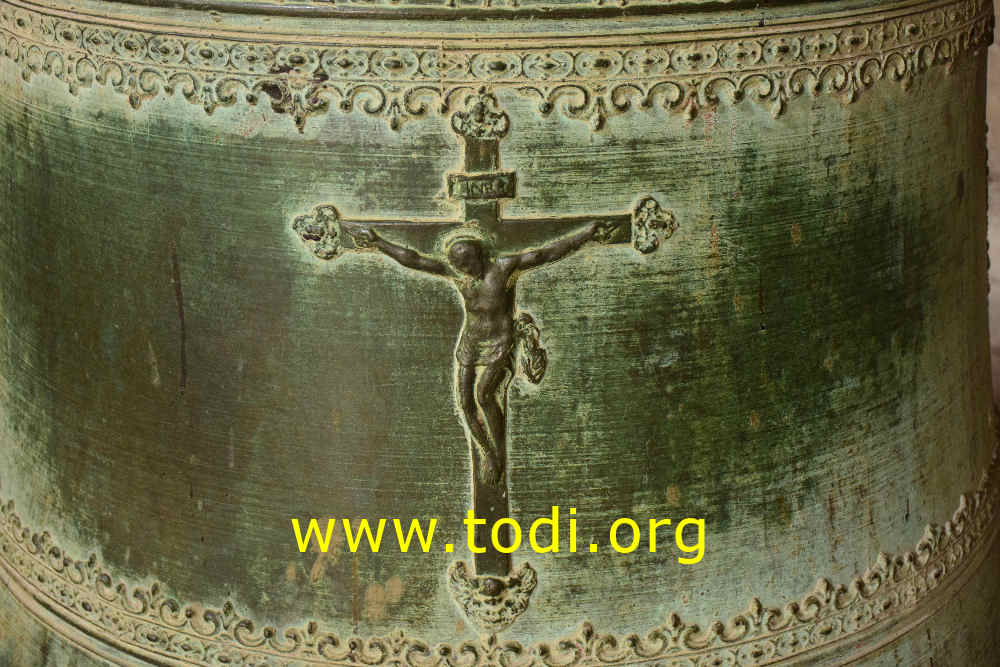 Campana in bronzo del MDCCXXXXIII